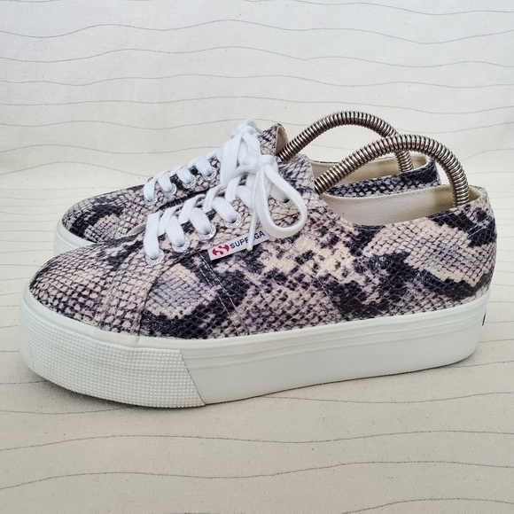 Superga Womens 2790 Snake Print Platform Sneakers Shoes S00GB00 Size 8 - Picture 2 of 11